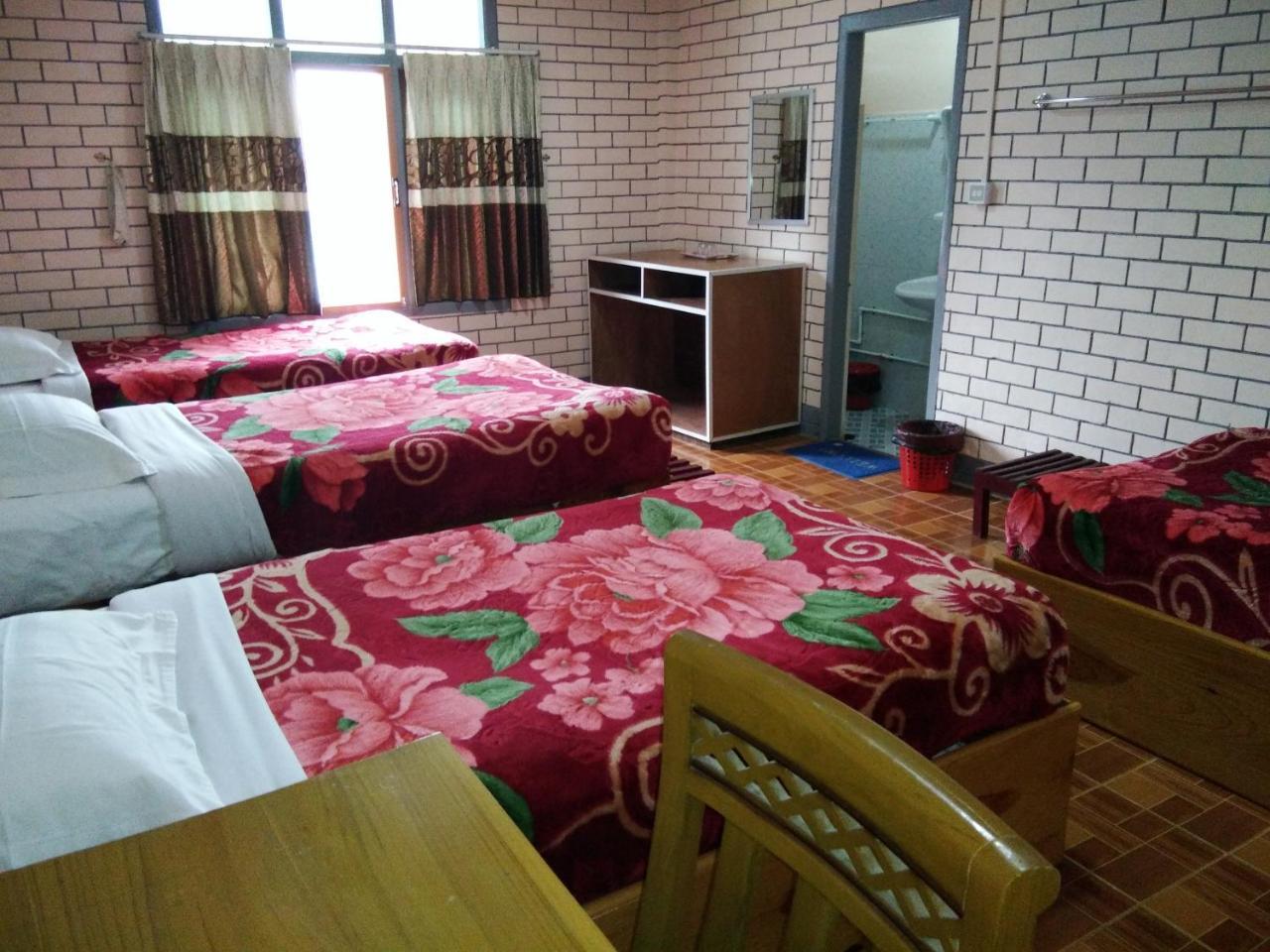 Dormitory @ Golden Kalaw Hotel Esterno foto